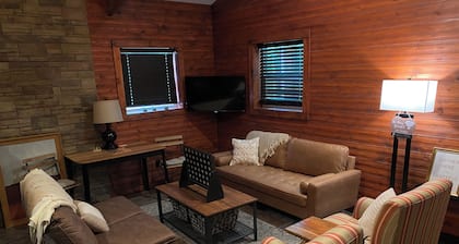 The Red Wilderness Cabin, sleeps up to 6