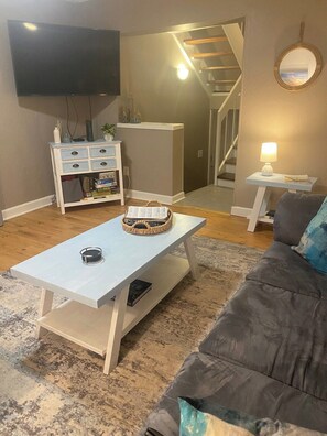 TV - Hilton Head · Beautiful Hilton Head Condo across from the beach! (Hilton Head)