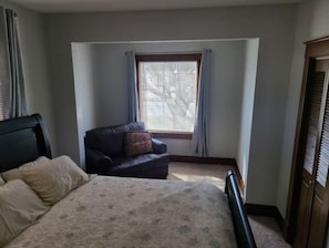 1 chambre, bureau, Wi-Fi gratuit, draps fournis