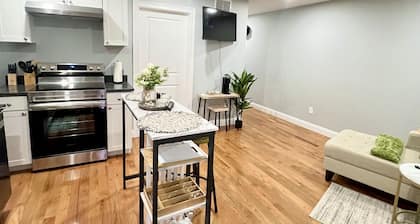 Cozy 2-Floor Apartment with Garage Access