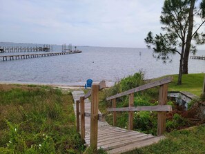 Property grounds - Navarre Beach Family Retreat with Game Room and Dog Friendly (Navarre)