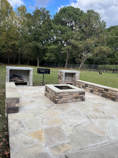 Little Ranch in the country, near hwy 301