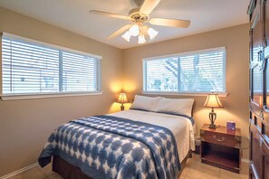 2 bedrooms, iron/ironing board, WiFi, bed sheets