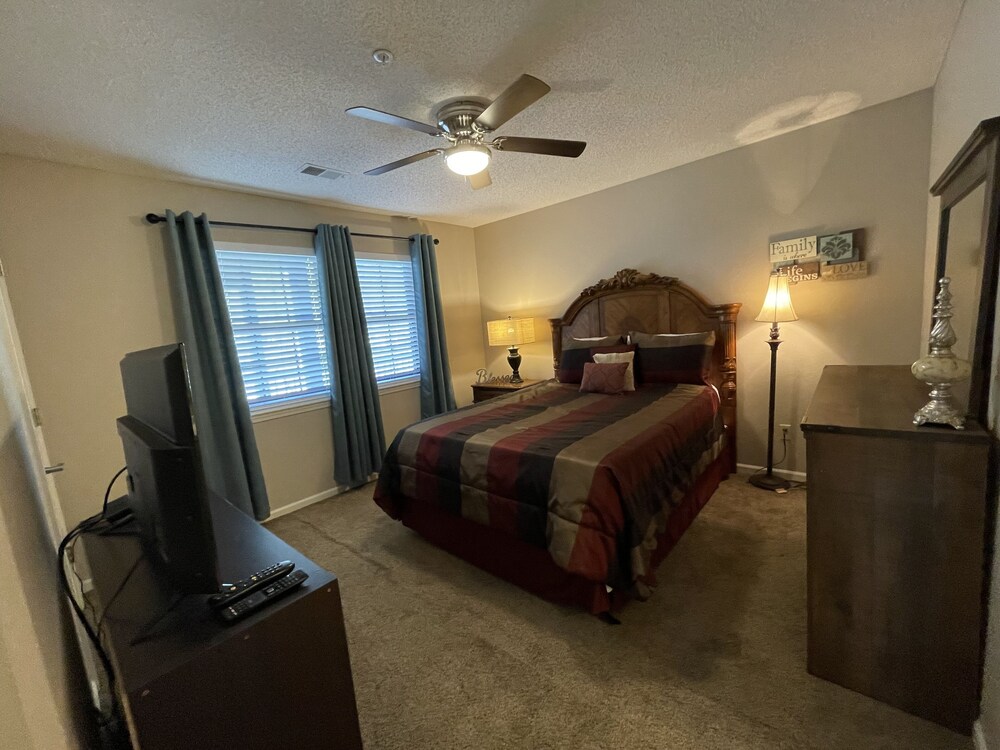 Fantastic Foothills Condo with Amazing Amenities! Branson Vrbo