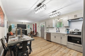 冰箱、茶具/咖啡用具、厨具/餐具