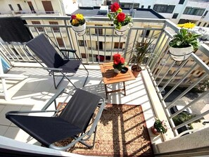 Lägenhet - 2 sovrum - tillgänglighetsanpassat - balkong | Boendeområde