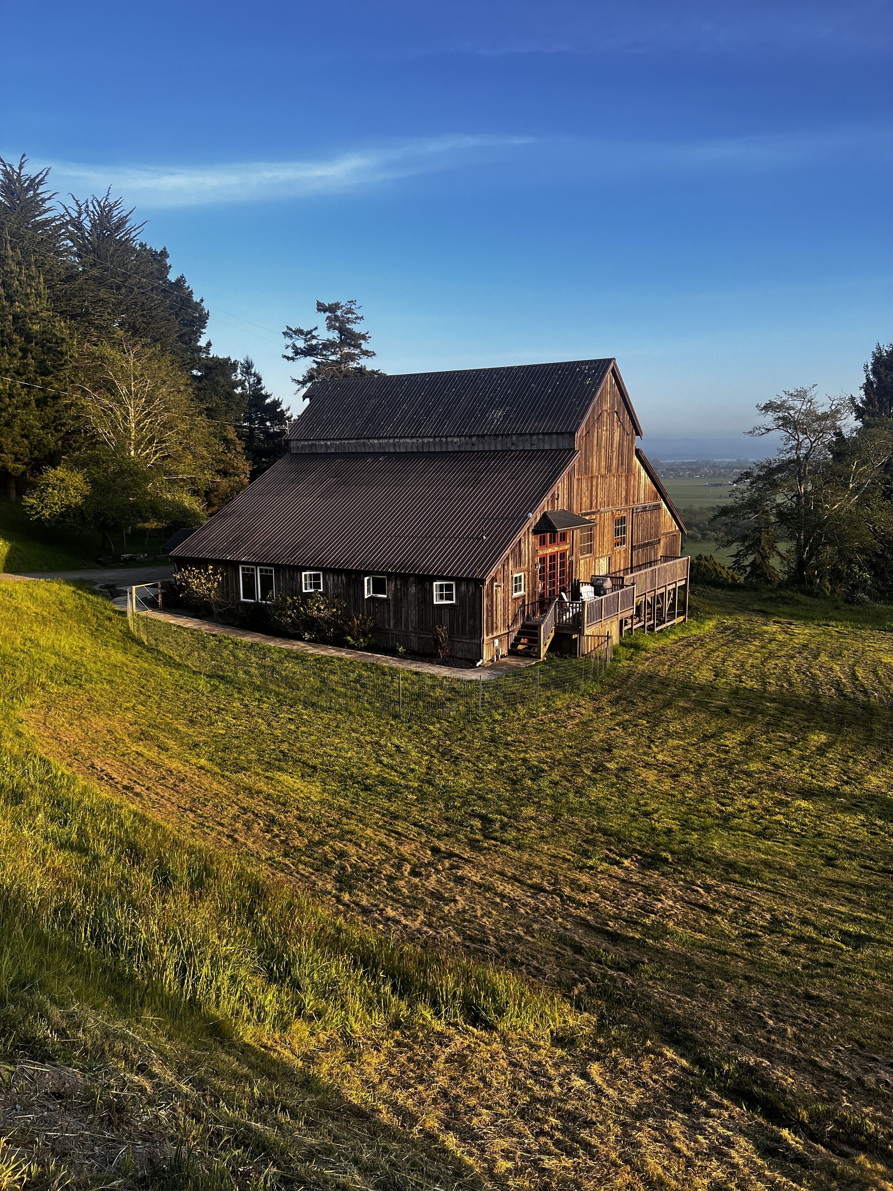 New  Barn Escape With a View