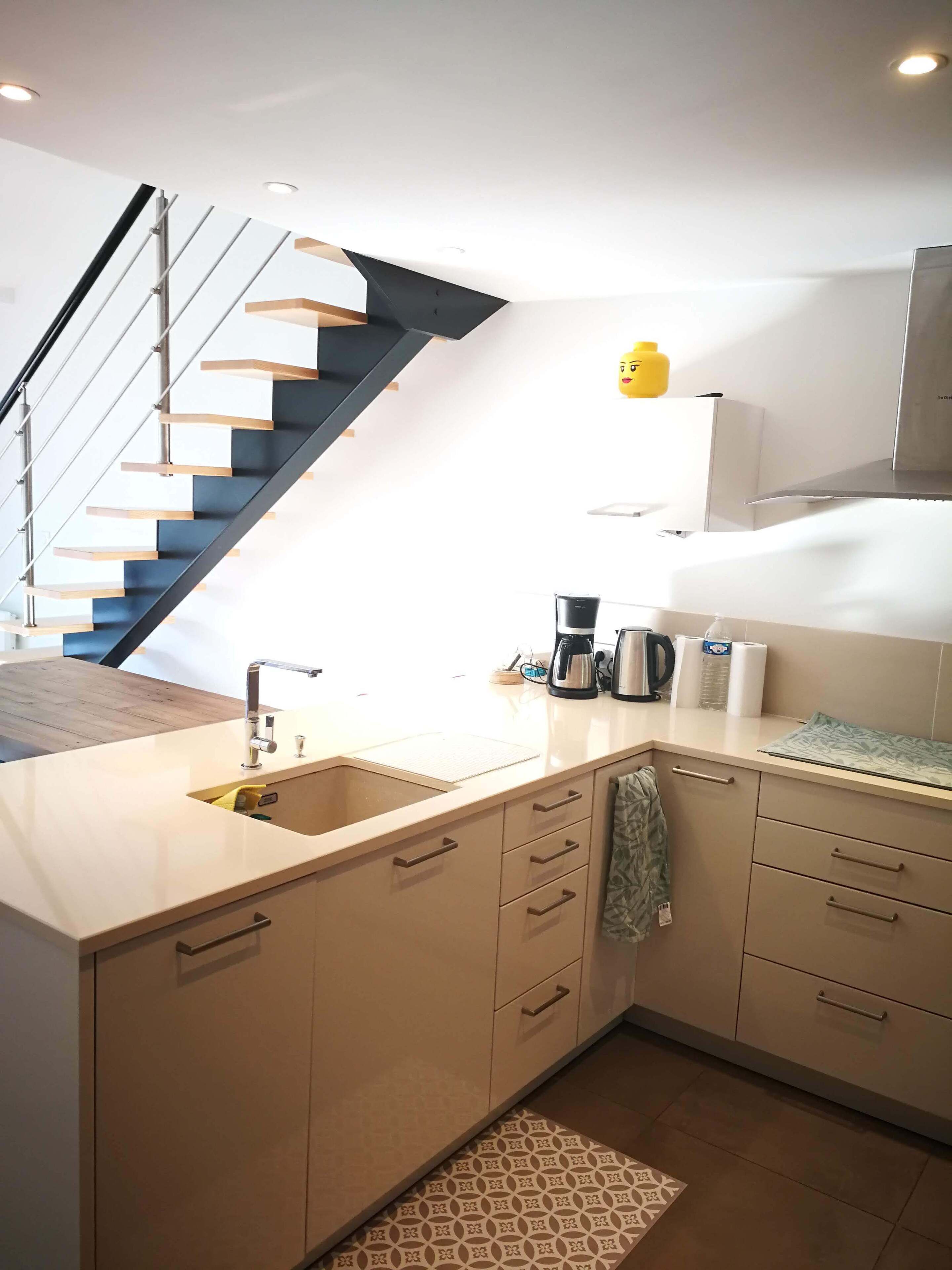 Completely renovated and modern apartment