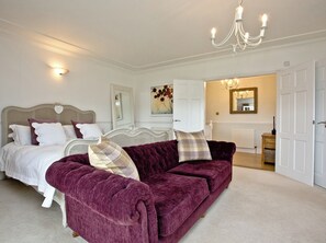 Fireplace - 5 bedroom accommodation in Hewas Water, near St Austell (Hewas Water, near St Austell)