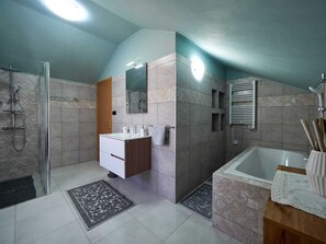 Hair dryer, towels - Charming Villa Neval with private swimming pool - Why choose us? (Sveti Vid Dobrinjski (Krk))