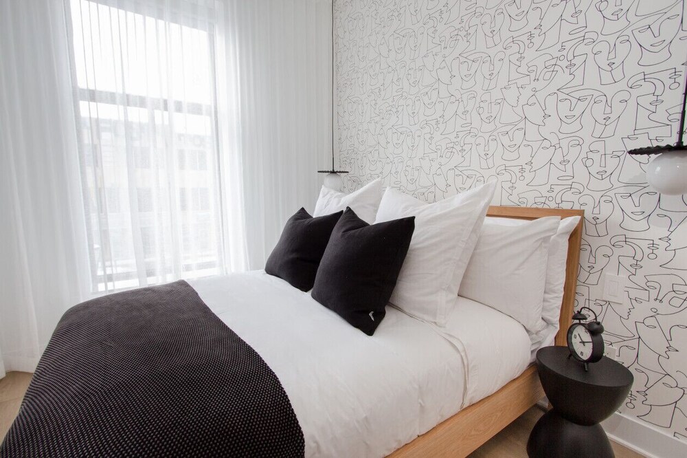 #1 · MiniStudio/Plateau/LegalAirbnb/940MbPS/Selfcheckin