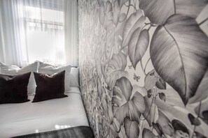 1 bedroom, iron/ironing board, travel cot, free WiFi - Studio9/Plateau/St-Denis/Terraces/SelfCheck-In/AC (Montréal)