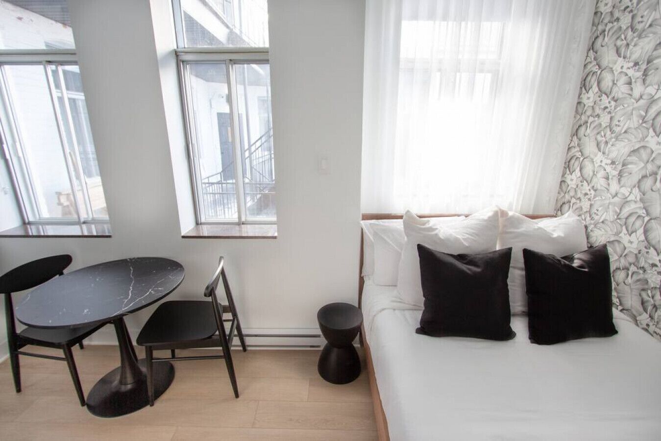 Studio9/plateau/st-denis/terraces/selfcheck-in/ac - Montreal
