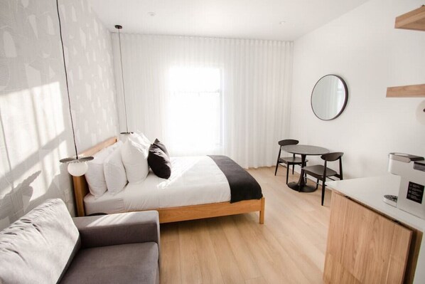 1 bedroom, iron/ironing board, travel crib, free WiFi