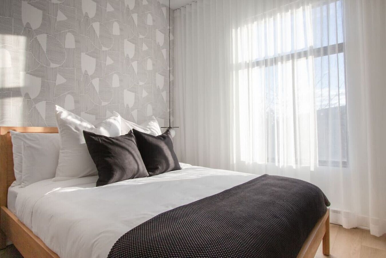 Studio14/Plateau/St-Denis/Terraces/SelfCheck-In/AC