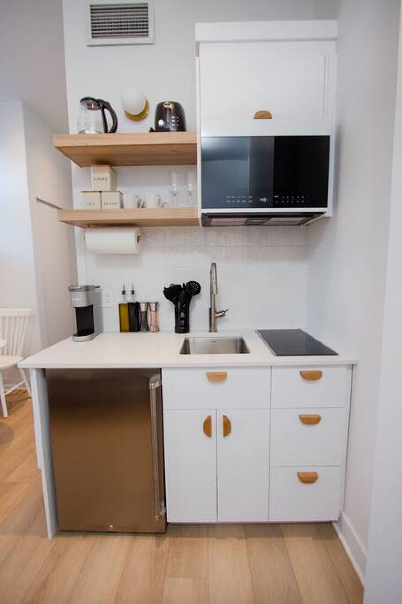 Studio16/Plateau/St-Denis/Terraces/SelfCheck-In/AC