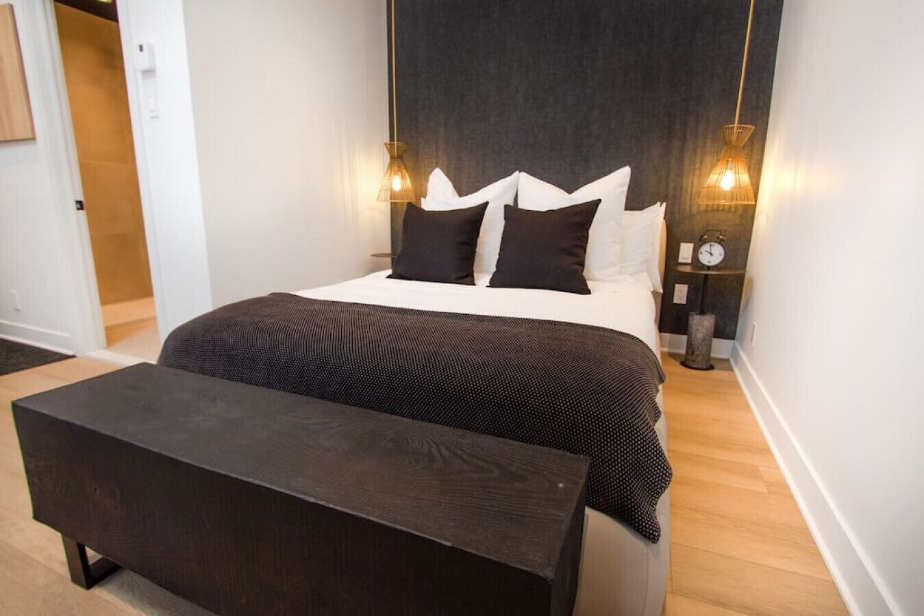 Studio17/Plateau/St-Denis/Terraces/SelfCheck-In/AC