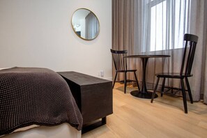 1 bedroom, iron/ironing board, travel cot, free WiFi