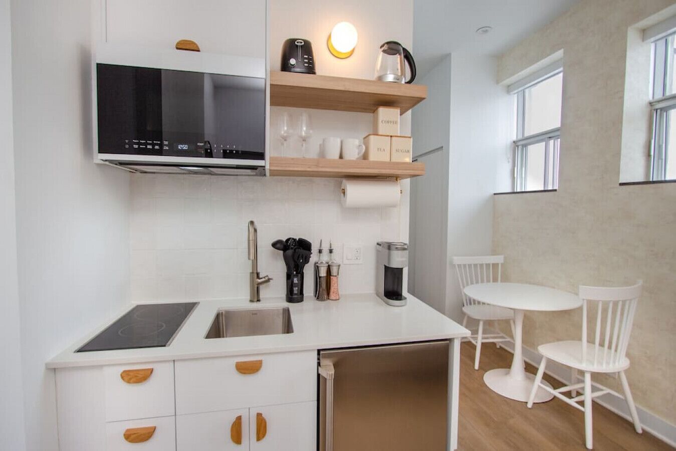 Studio18/Plateau/St-Denis/Terraces/SelfCheck-In/AC