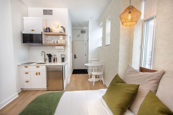 1 bedroom, iron/ironing board, travel crib, free WiFi