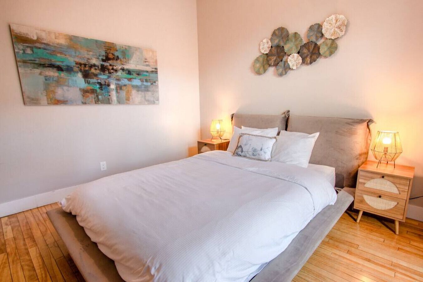 Zen/Rooftop/Terraces/Plateau/St-Denis/AC/TV