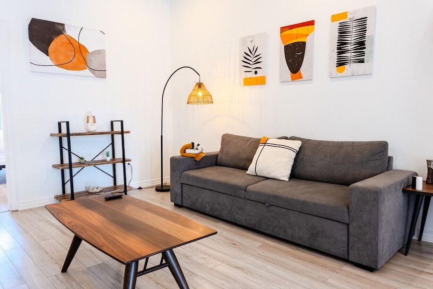 Africa/2bdr/plateau/st-laurent/selfcheck-in/ac/tv - Montreal