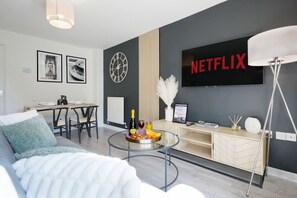 TV, Netflix, streaming services