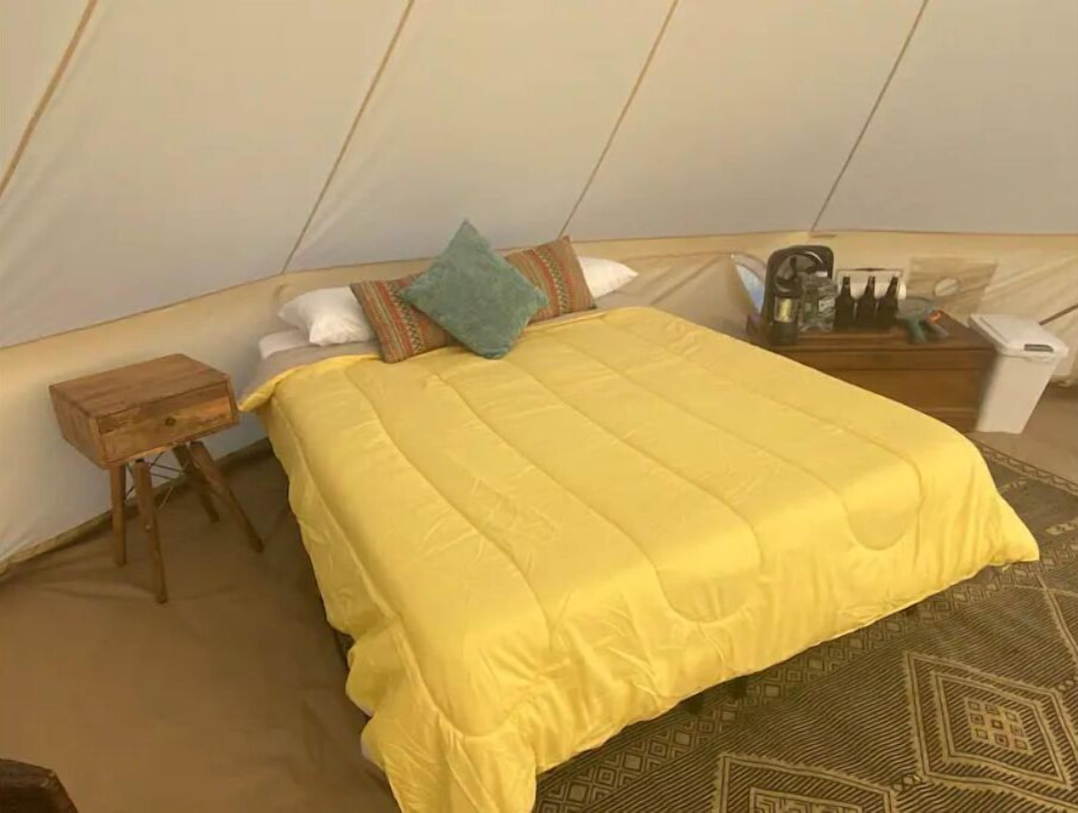 Adirondack Glamping on Private Lake and 330+ acres