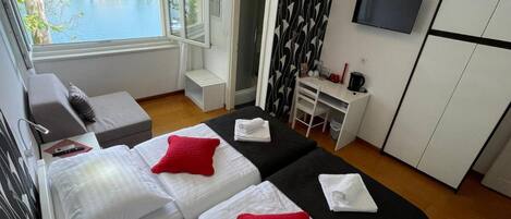 1 bedroom, WiFi, bed sheets