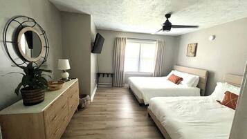 3 soverom, skrivebord, strykejern/-brett og wi-fi