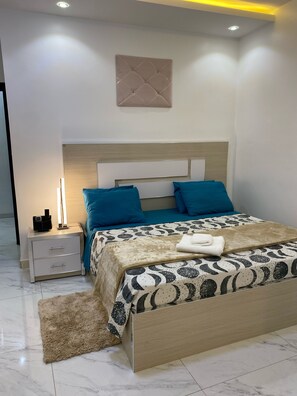 2 bedrooms, in-room safe, desk, free WiFi