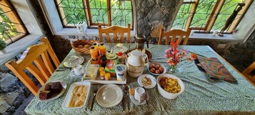 Desayuno continental incluido todos los días 
