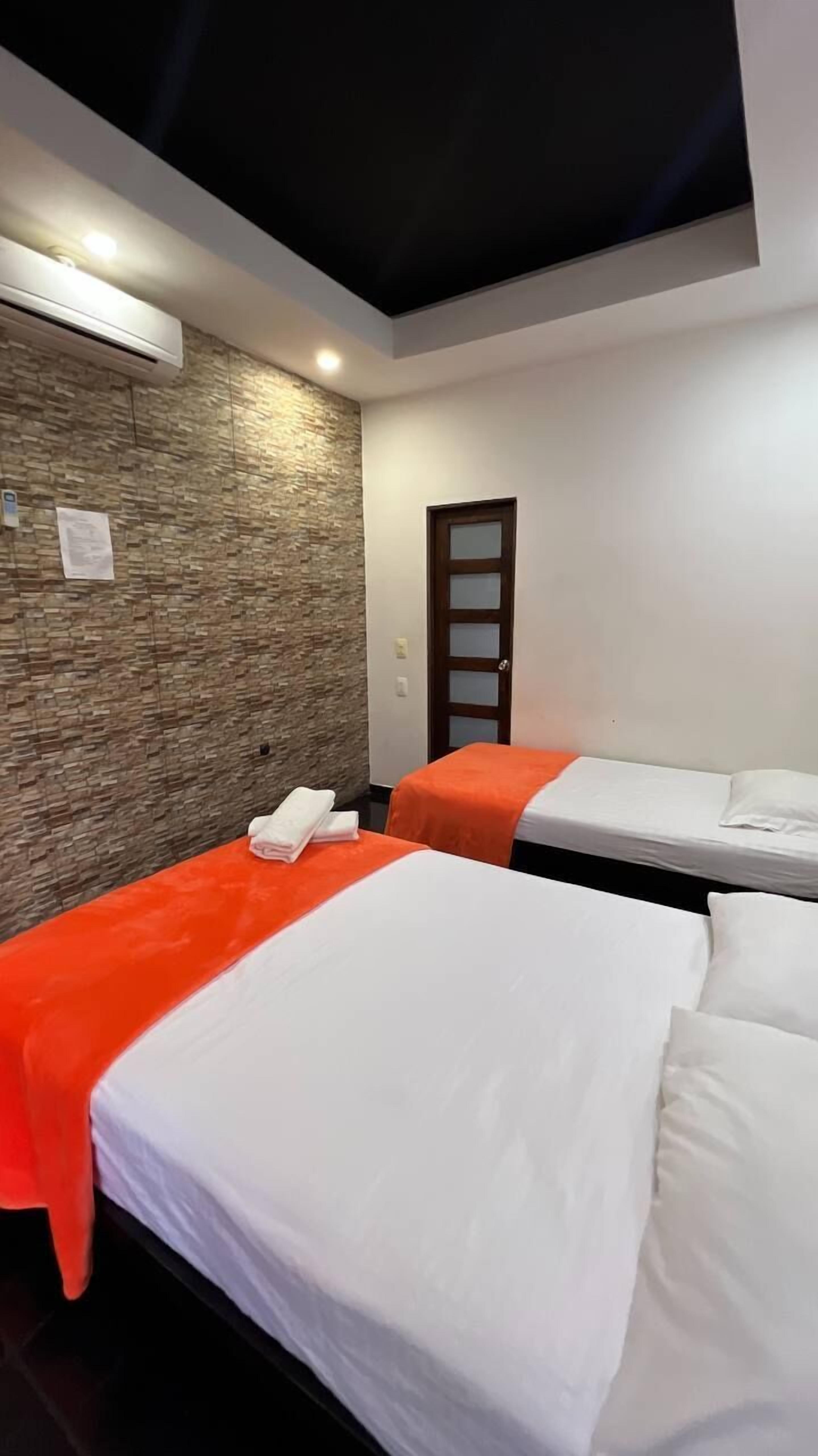 Apartahotel Family House