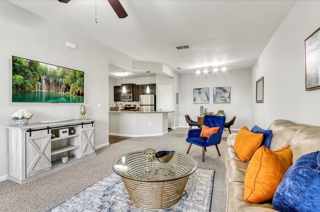 Cozy Kingdom Retreat 