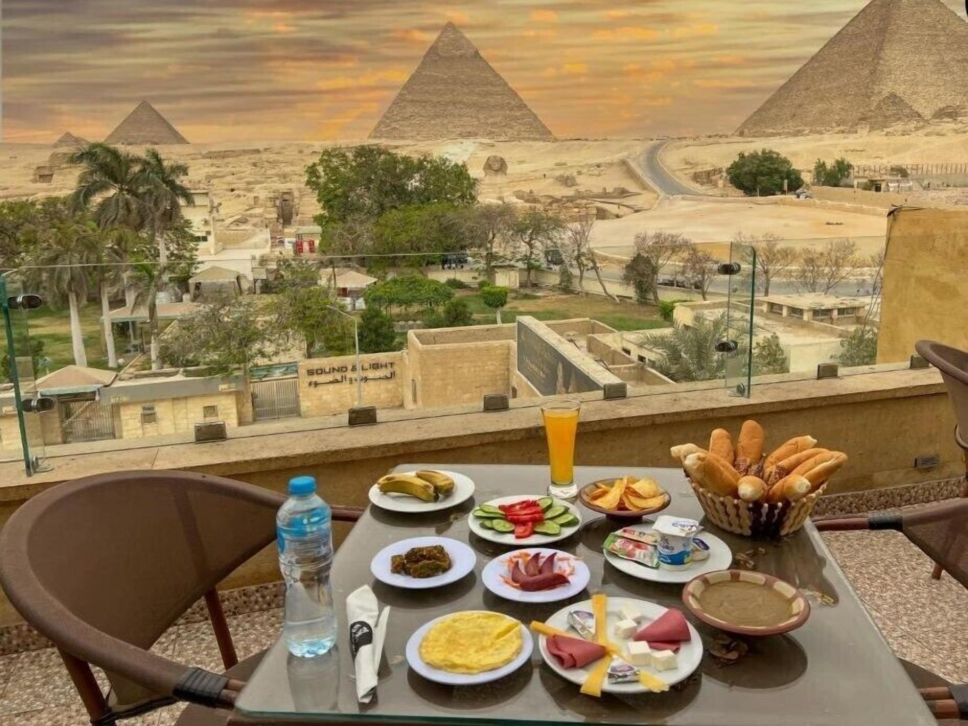 Photo - Luxury Middle East Pyramids view