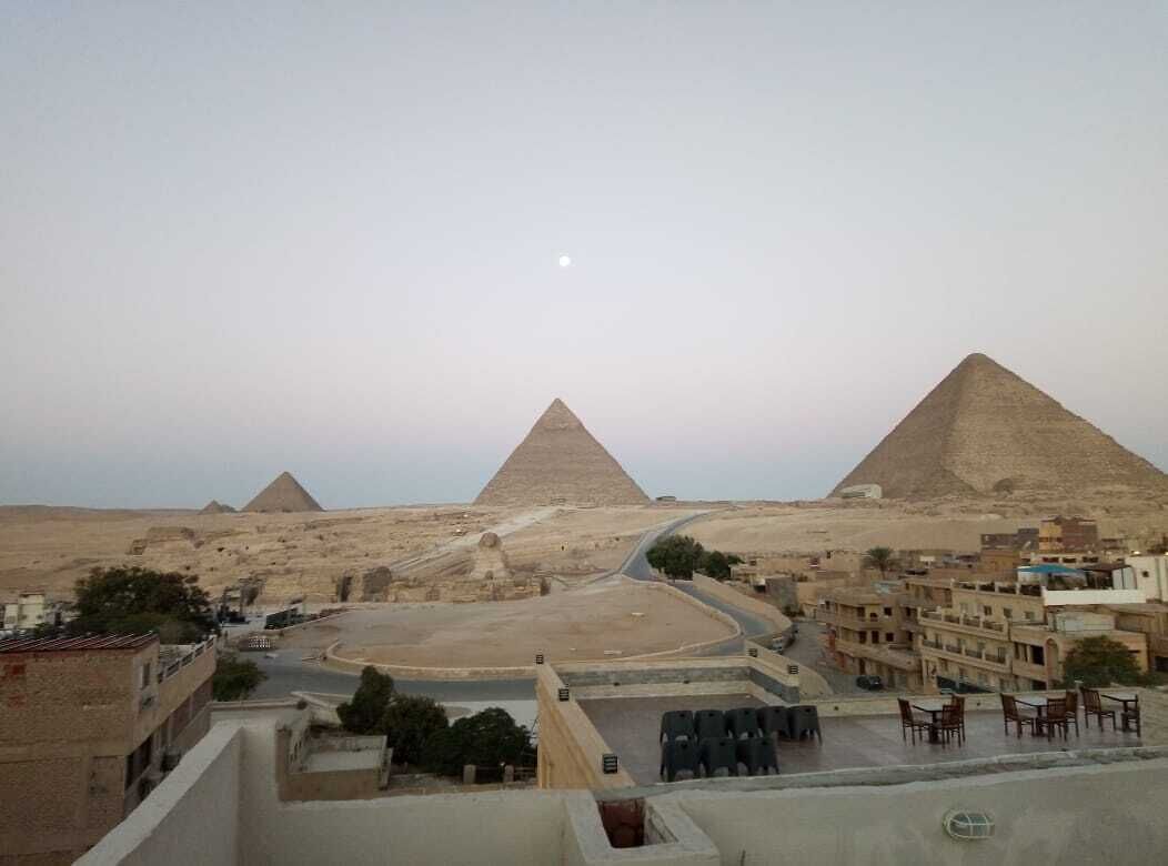 Photo - Luxury Middle East Pyramids view
