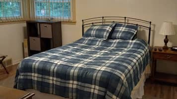 2 Schlafzimmer, Schreibtisch, Bügeleisen/Bügelbrett, kostenloses WLAN