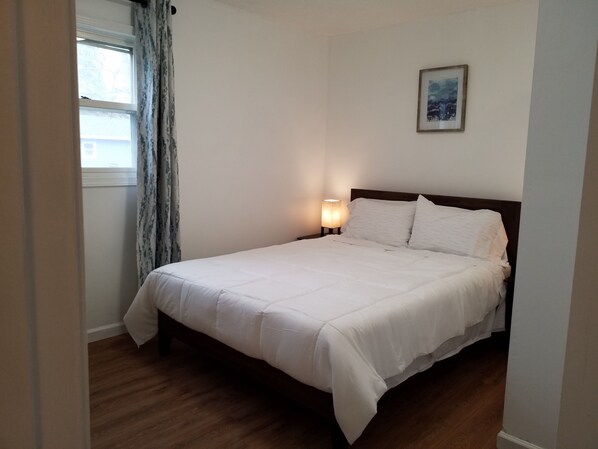 3 chambres, coffre-fort, fer et planche à repasser