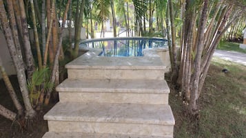 Outdoor pool, open 9:00 AM to 9:00 PM, sun loungers