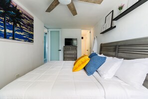 2 bedrooms, free WiFi, bed sheets, wheelchair access - Fortuna Paradise- Beachfront (Luquillo)