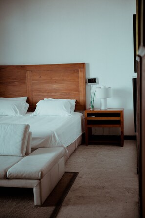 3 habitaciones, escritorio, wifi gratis y ropa de cama 
