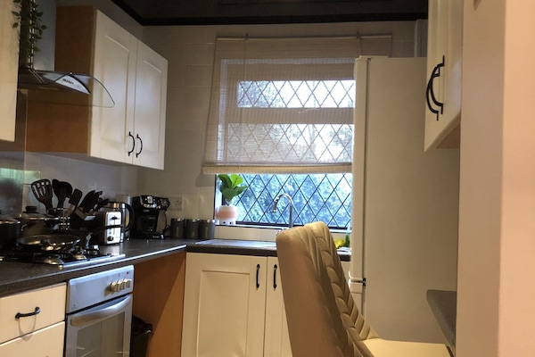 Fridge, microwave, coffee/tea maker, electric kettle