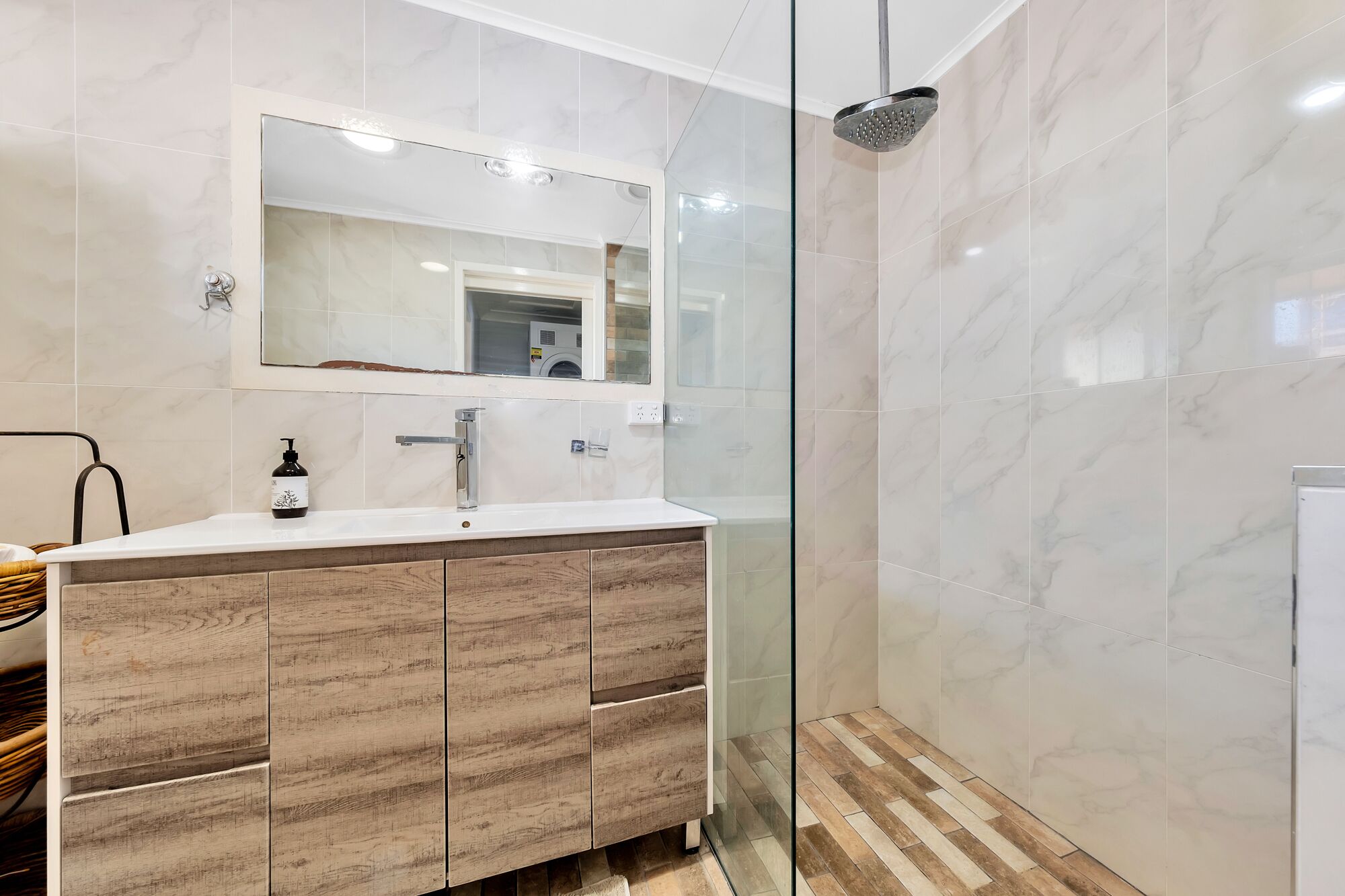 Surf Breeze at The Entrance, Apartment 9: The Ultimate Ocean Views!