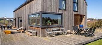 4 bedroom amazing home in Løkken