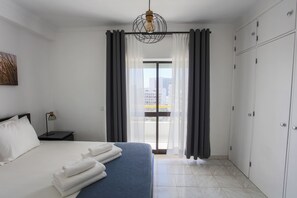 1 bedroom, iron/ironing board, Internet, bed sheets