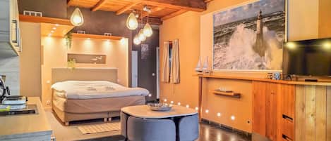 1 chambre, lit parapluie, Wi-Fi gratuit, draps fournis