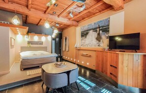 1 Schlafzimmer, Reisekinderbett, kostenloses WLAN, Bettwäsche