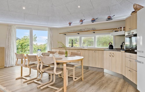 Awesome home in Frederikshavn with WiFi