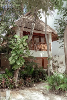 Hotel Exterior at Prana Boutique Hotel