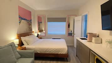 1 bedroom, iron/ironing board, free WiFi, bed sheets